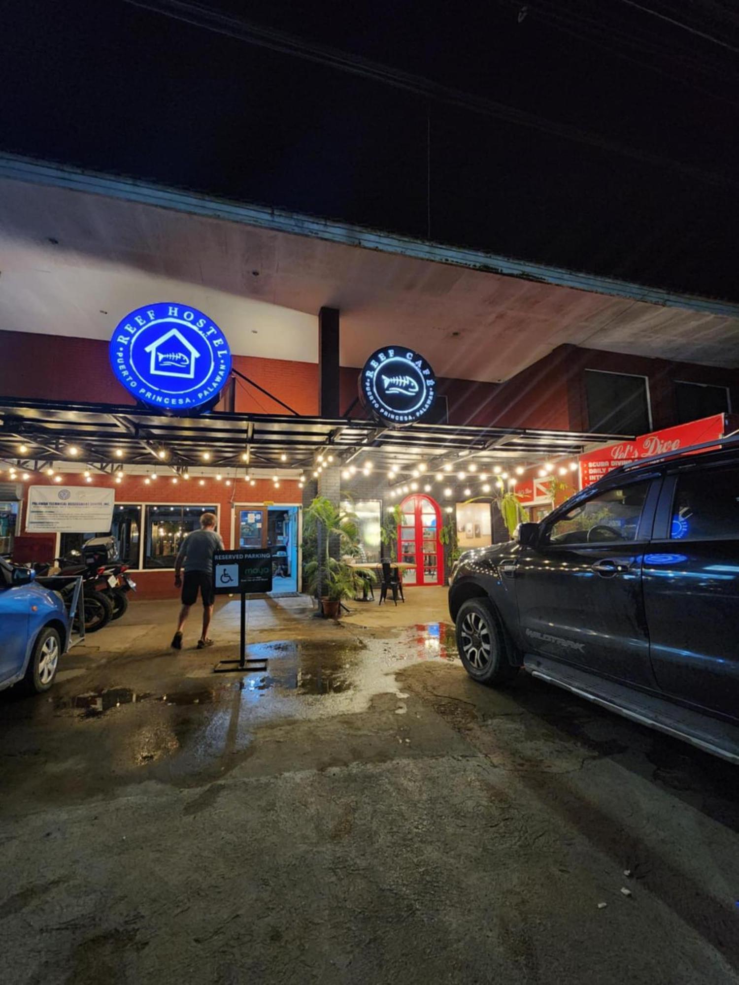 פורטו פרינססה Reef Hostel מראה חיצוני תמונה