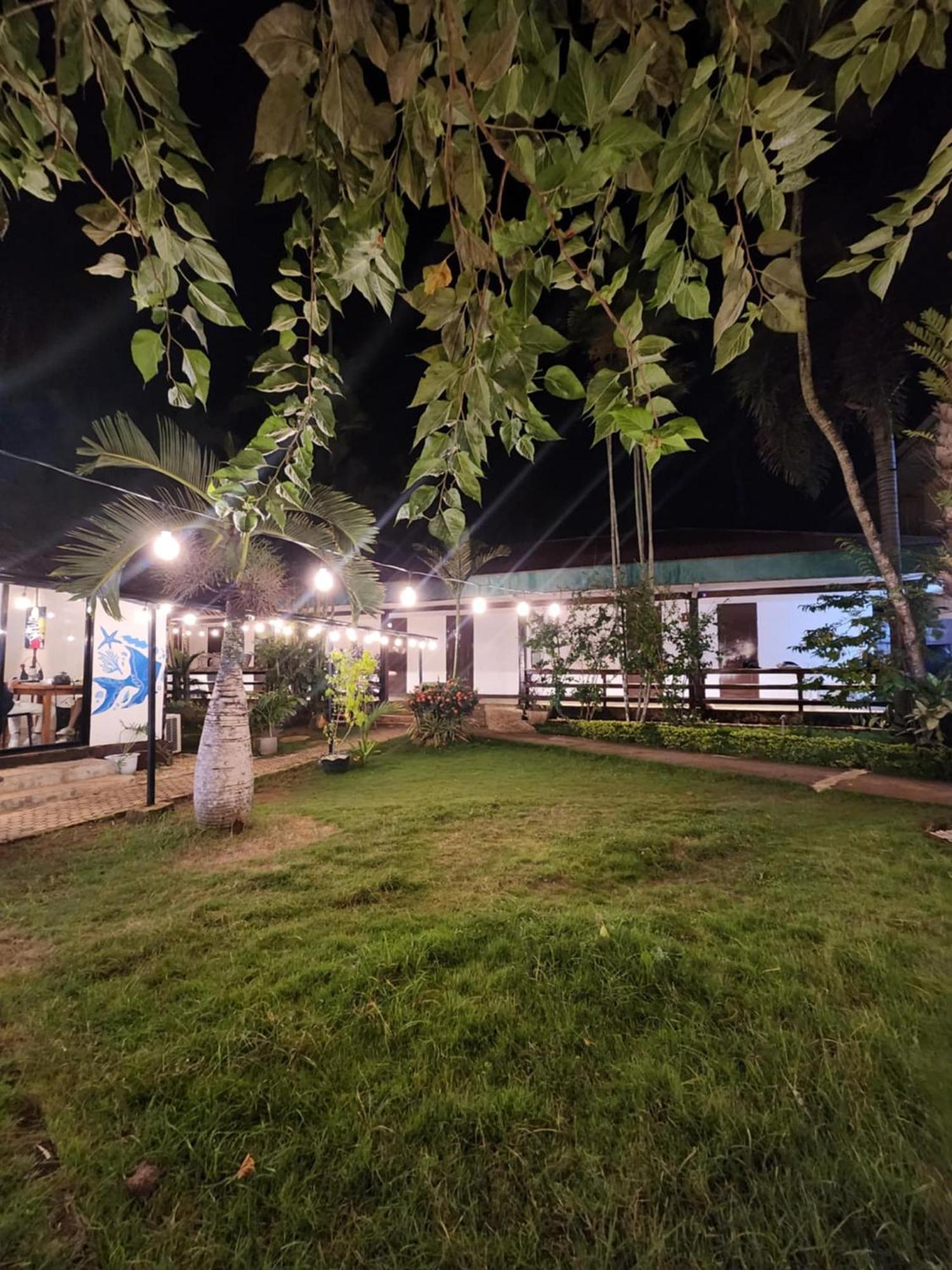 פורטו פרינססה Reef Hostel מראה חיצוני תמונה
