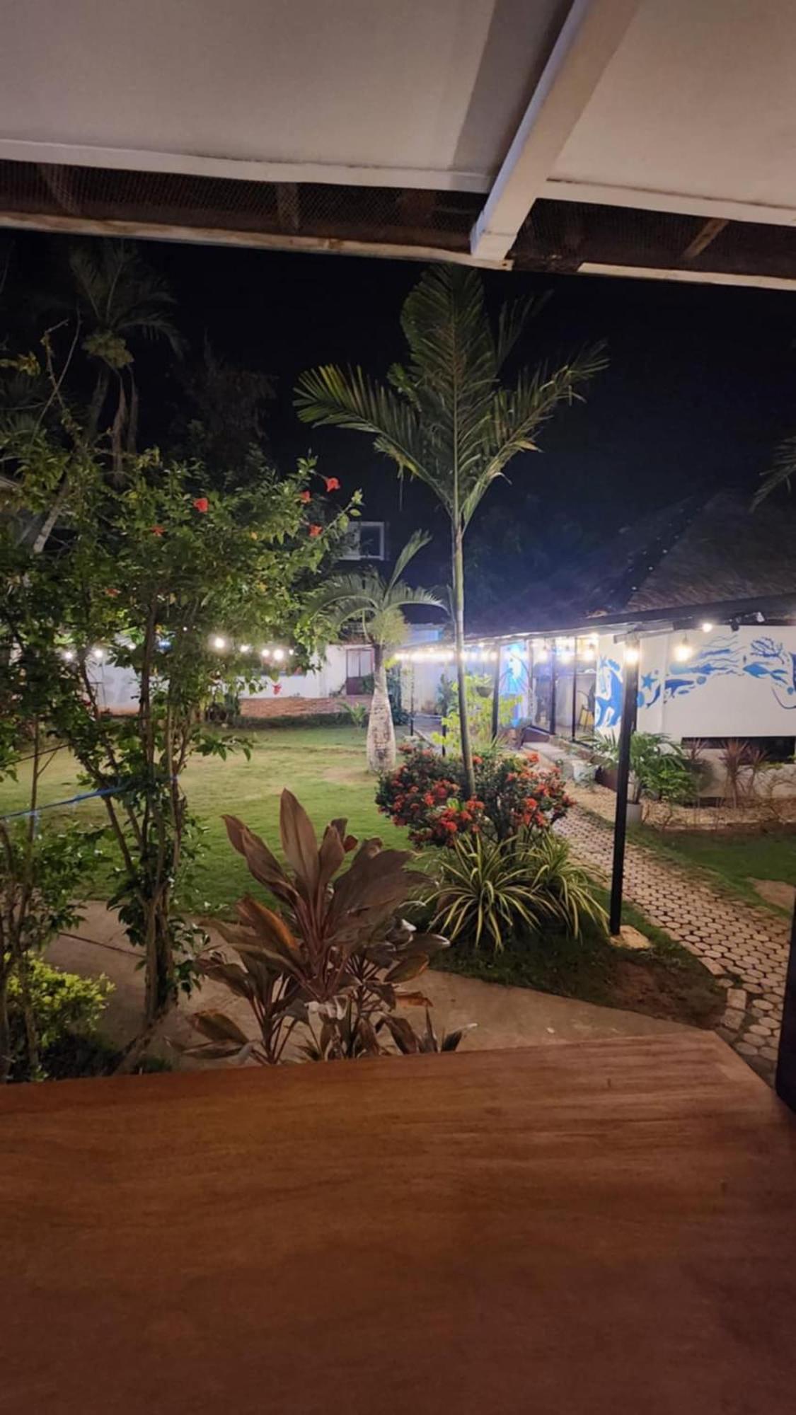 פורטו פרינססה Reef Hostel מראה חיצוני תמונה